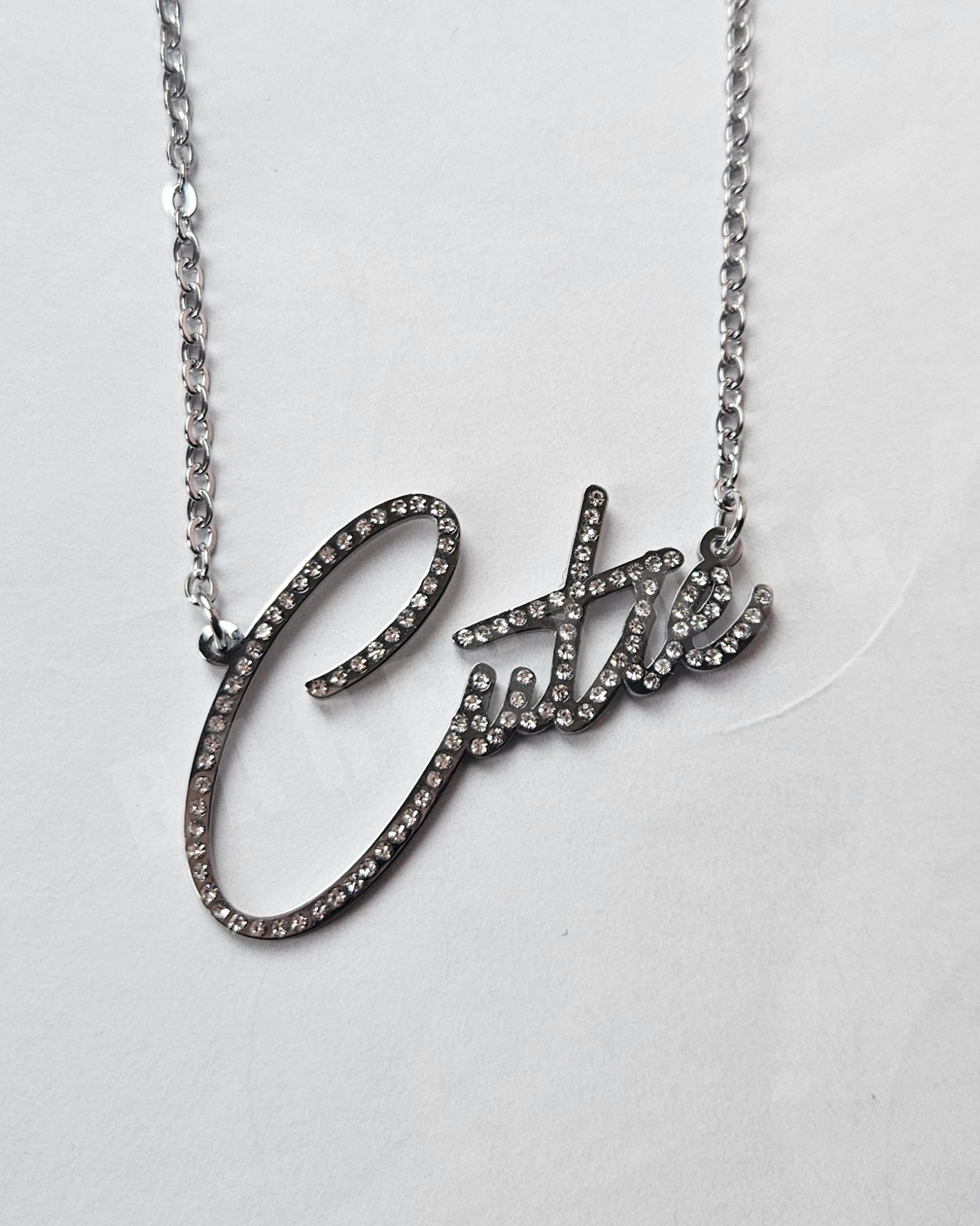 Cutie Necklace by Bareslang - Streetgreets